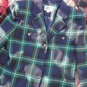 Plaid jacket size 14P can fit a size small or medi